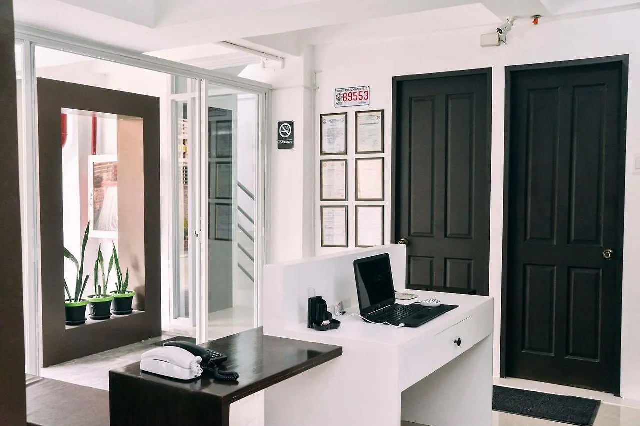 ** Penzion The Strand Suites And Dormitel Davao City Filipíny